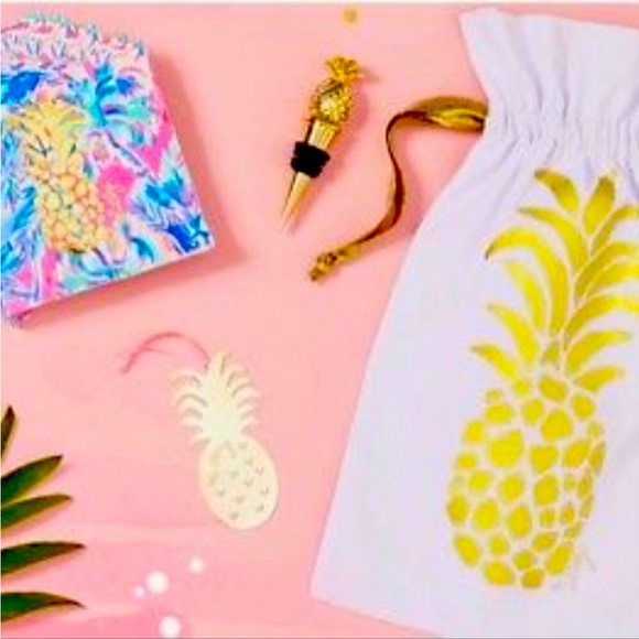 Lilly Pulitzer Cabana Cocktail Hostess Box - Picture 3 of 5